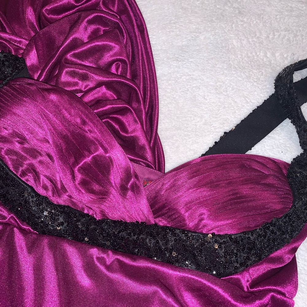 Dress - Picture 5 of 6